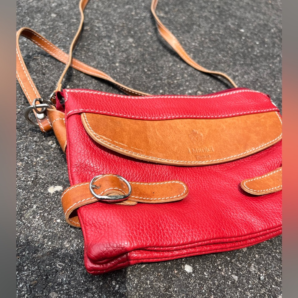 IMEDECI FORENZE,beautiful leather bag, zip top CROSSBODY